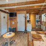 2 Bedroom In Ferienhaus *