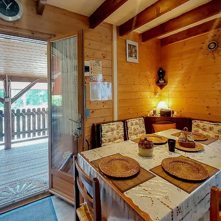 Stunning In With Kitchen